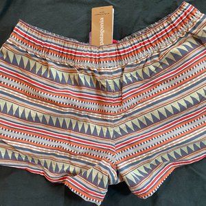 Patagonia Barely Baggies shorts NWT XS Belay Stripes